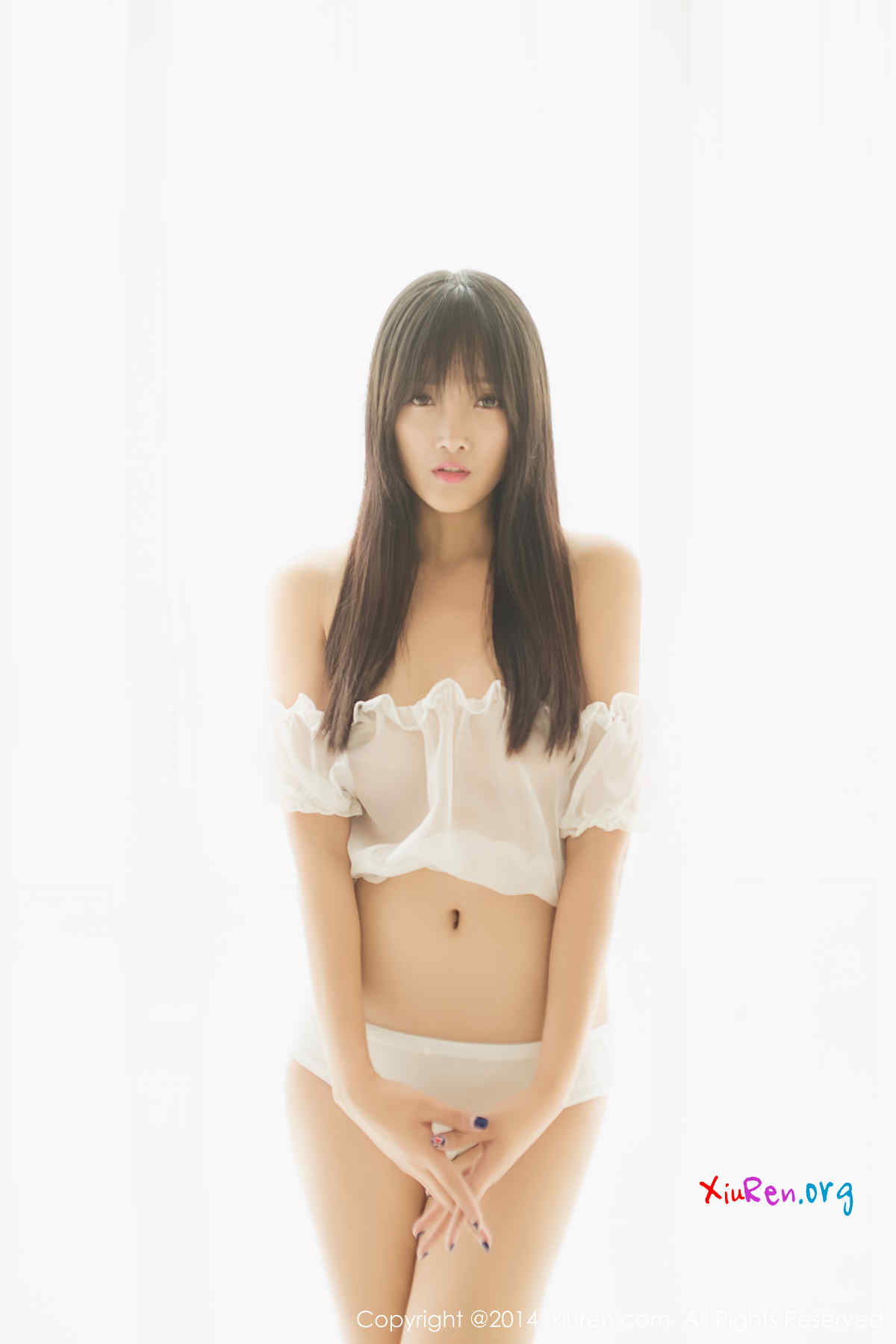 [秀人网XiuRen] N00217 骨感苗条美少女靜顏寧全裸真空致命喷血私房 50P